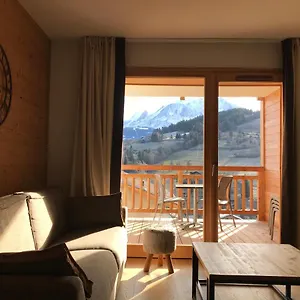 Appart hôtel Luxury 2 Bedroom With View Of Mont Blanc, Combloux